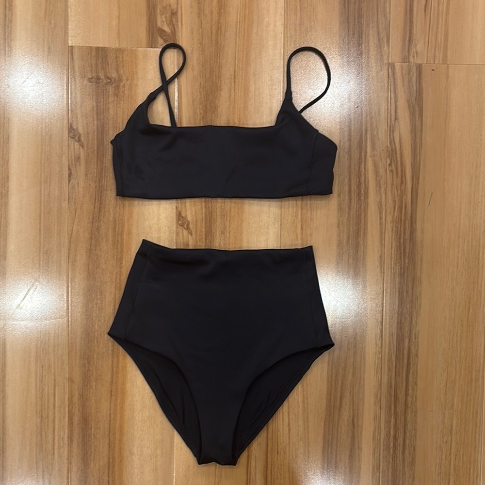 Left on Friday Jet Black Women's Swimwear Set, Size Medium